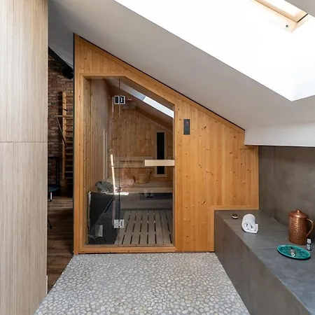 公寓 Warsaw Concierge Garden Sauna Yoga 孔斯坦杰那