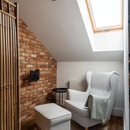 Warsaw Concierge Garden Sauna Yoga * 孔斯坦杰那