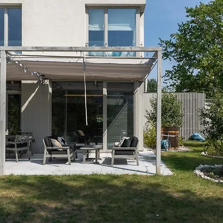 Warsaw Concierge Garden Sauna Yoga 孔斯坦杰那