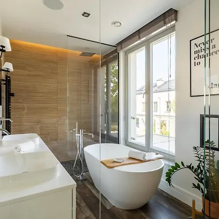 Warsaw Concierge Garden Sauna Yoga * 孔斯坦杰那