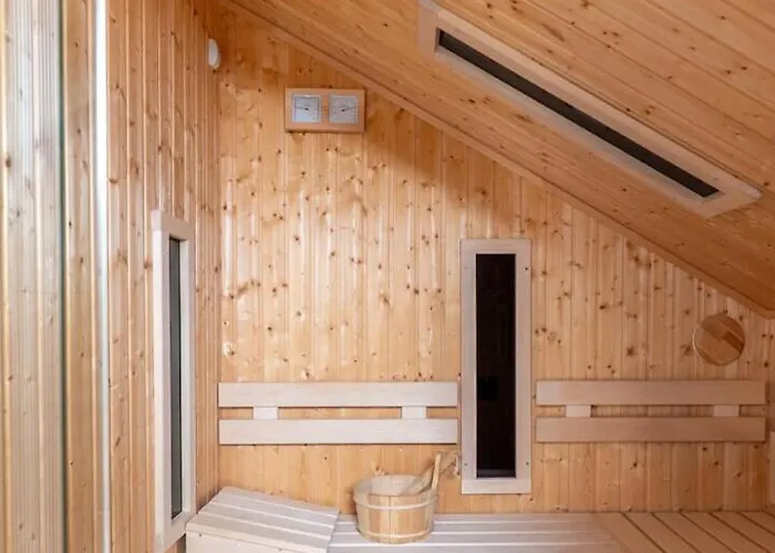 Warsaw Concierge Garden Sauna Yoga *